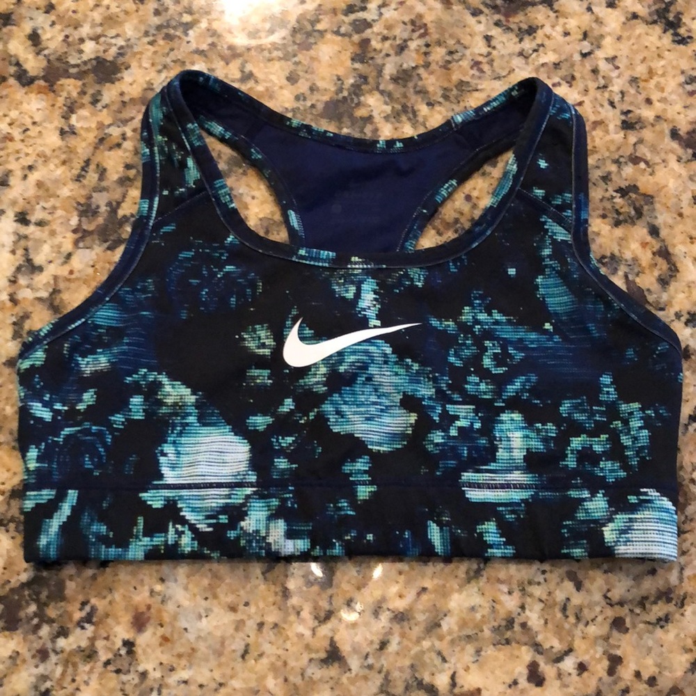 Nike sports bra